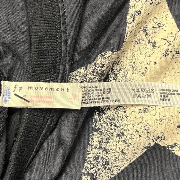 FREE PEOPLE Movement Tate Tribute Long Sleeve Shirt - Large - Picture 4 of 4